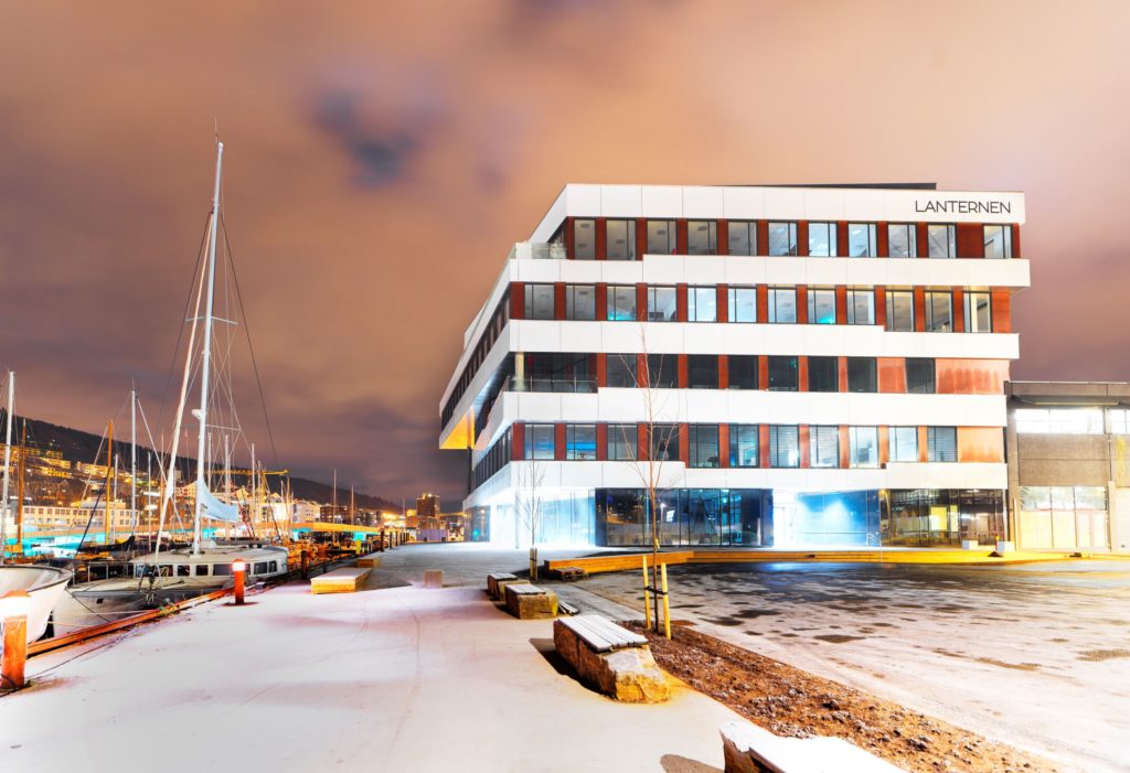 Bilde av Lanternen på Marineholmen. Bygget rommer marin næring og marin forskning